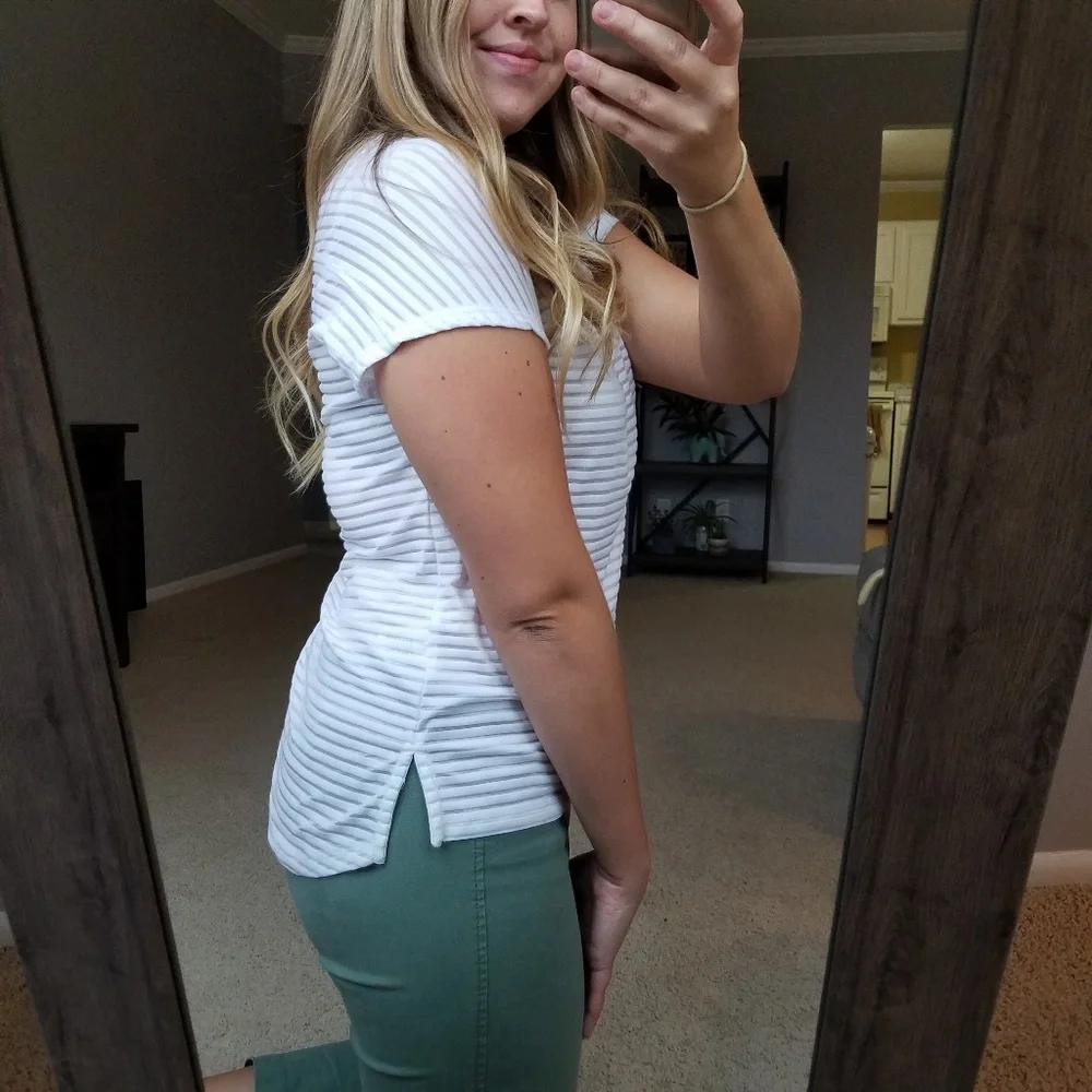 Northcrest White Striped Short Sleeved Top